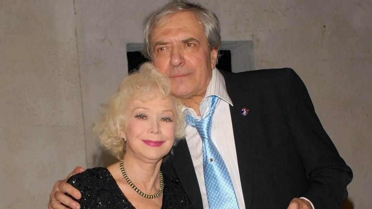 Светлана Немоляева и Александр Лазарев вместе долгие годы. Фото: wikifoto.ru