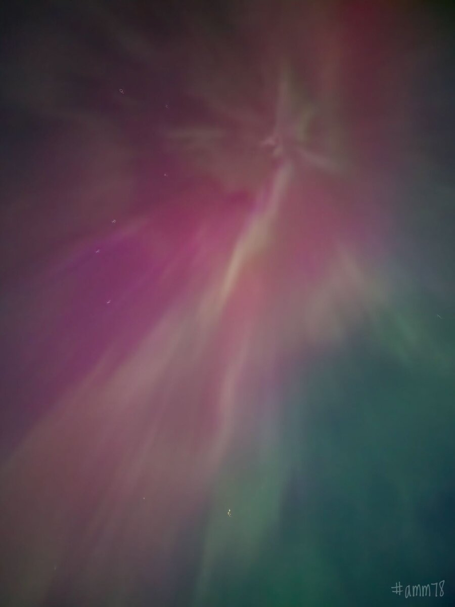 Samsung Galaxy S22 Ultra Rear Wide Camera; F=6.4mm (ЭФР=23мм); f/1.8; 1/4s; ISO 2000