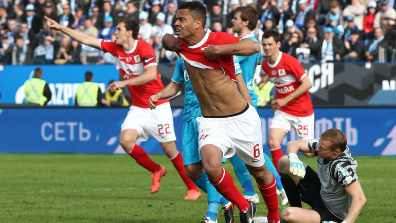    Рафаэл Кариока празднуте гол в ворота «Зенита».Александр Ступников ФК «Спартак»