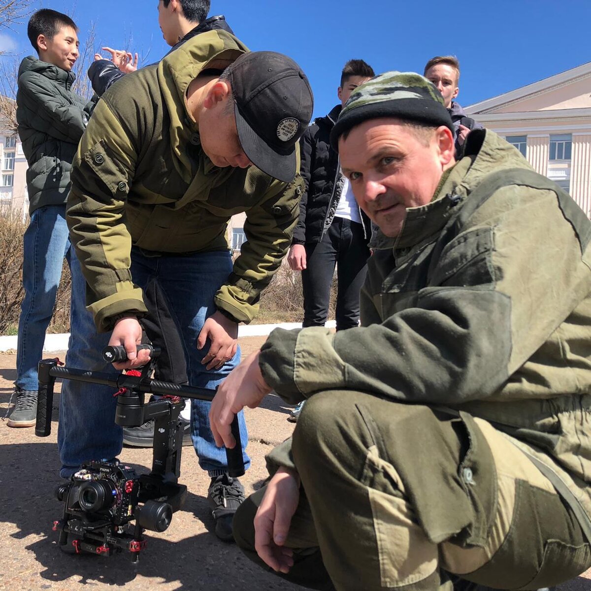 Лёня на съёмках фильма в Бурятии. 3 фото в галерее. Из личного архива Леонида Корина