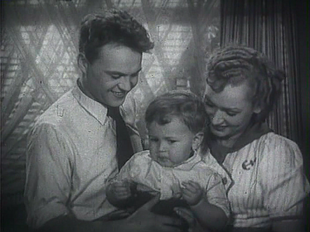 Лидия Смирнова в фильме "Моя любовь". Источник: Яндекс картинки