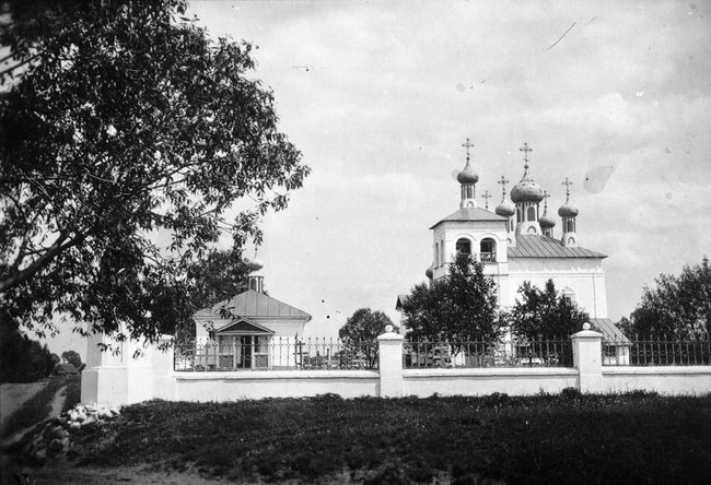      Так выглядел монастырь в 1910 году