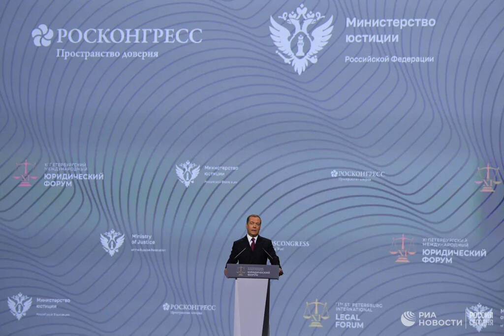 #Медведев #санкции #Запад #совместнаяборьба #зарубежныестраны 
