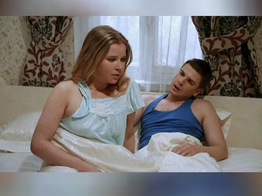 к пасынку ночью приходит мачеха