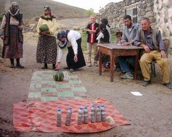 Боулинг где то в далекой местности