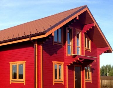 Покраска деревянных домов - 64 фото