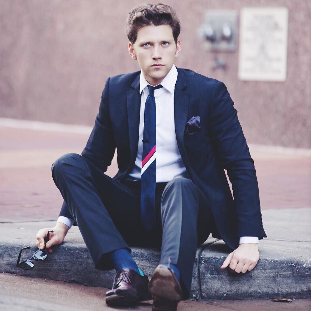     Сократили, уволили. Да, бывает! И нужно что то делать!