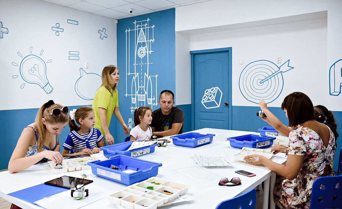 School center. Детский образовательный центр. Детские учебные центры. Обучающий центр. Образавательный центр.