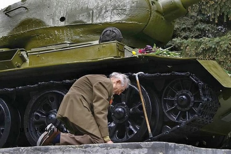Ветеран, нашедший свой танк