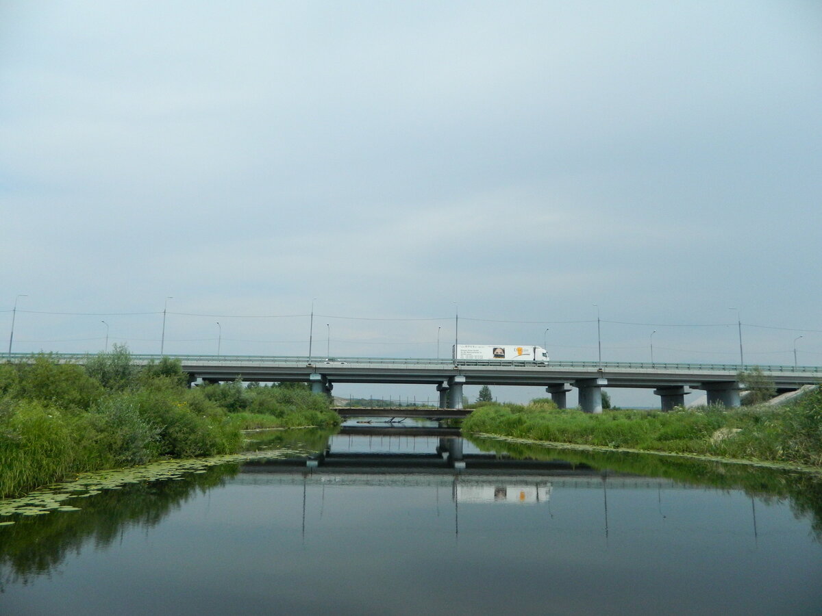 мост через реку дон