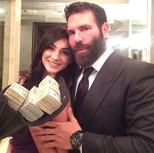  Если вы причисляете себя к профессиональным игрокам, значит, вам свойственна дисциплина. Вы зарабатываете на ставках. Ваша жизнь очень интересна, ведь вы не привязаны ни к месту, ни ко времени. Более того, вполне можете зарабатывать, как менеджер высокого уровня в крупной организации. Но до этого уровня необходимо много развиваться и, в первую очередь, психологически. У вас должна быть психология победителя, которая базируется не на кратковременном результате, а на длительном.