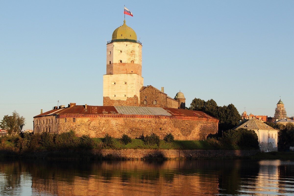 Выборгский замок  является древнейшим из выборгских укреплений 