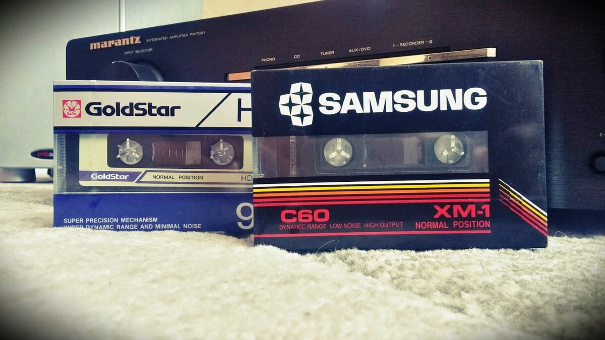 Старые логотипы... а GoldStar ещё и название сменила... теперь она ЛыЖи называется...