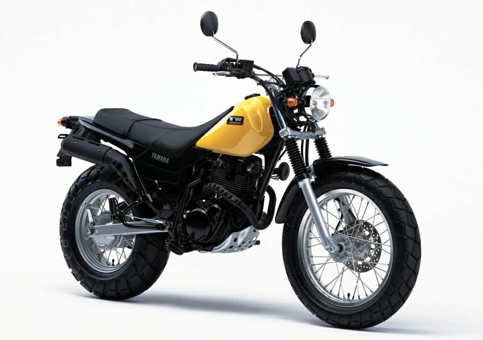 Мотоцикл двойного назначения Yamaha TW225. Фото с сервиса  http://www.bazamoto.ru/img/yamaha/tw-225e/tw-225e_2002_1.jpg