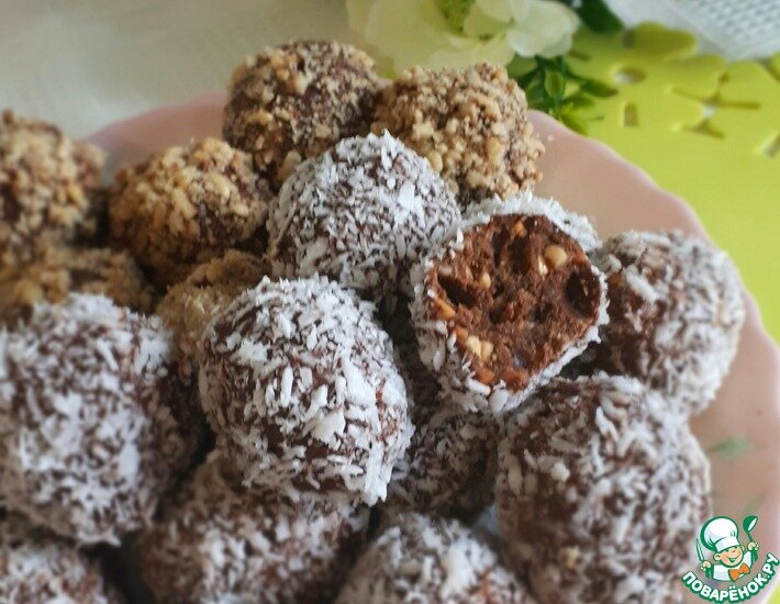 Предлагаю приготовить вкусные конфеты в домашних условиях. Шоколадно-ореховый вкус этого десерта понравится и взрослым и детям.