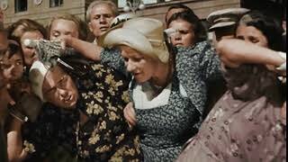 Нивх подкидыш. Подкидыш фильм 1939 прохожий. Фильм 1939 Подкидыш Ариша. Папанова в фильме Подкидыш. Фильм про подкидыша девочку и монеты.