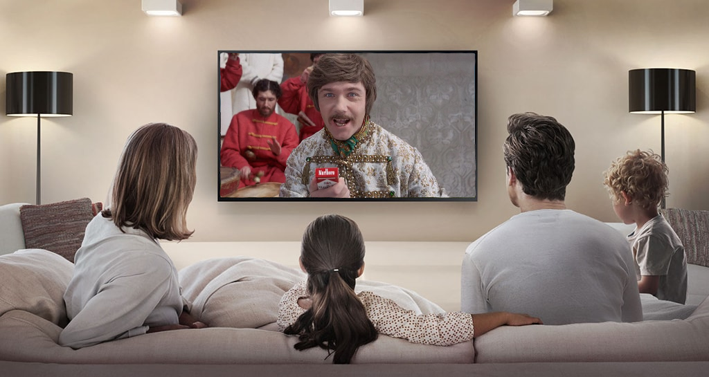 Фрагмент из советского фильма "Иван Васильевич меняет профессию". Добрый фильм. 