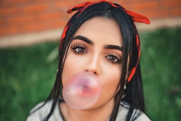 Если ты можешь переспорить самого продвинутого гопника на районе, спешим тебя «поздравить». Тебя будут уважать все пацанчики, а вот мужчины 
разбегутся от тебя как от огня.