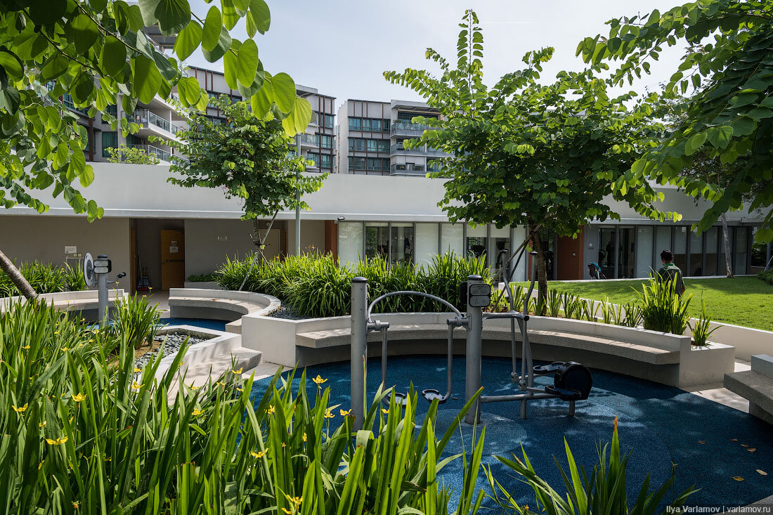 Как в сказке, очень мило.