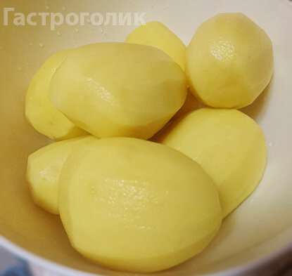 Очищенный и мытый картофель