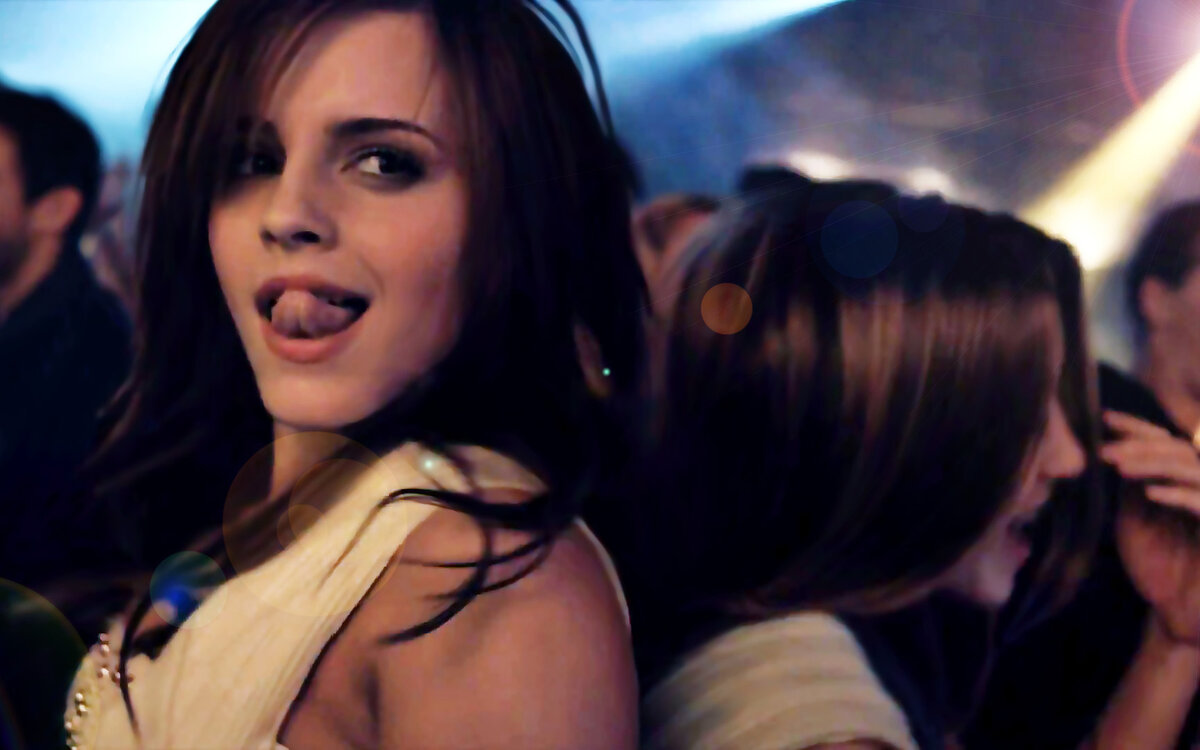 Кадр из х/ф "Элитное общество". Источник: https://www.nastol.com.ua/download/83158/1440x900/