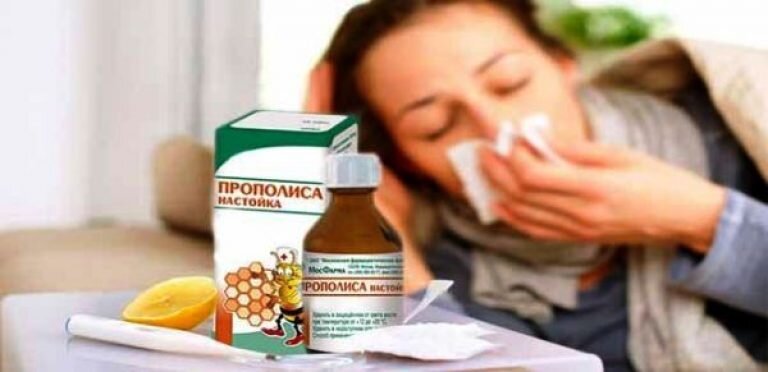 Лекарство противовирусное от простуды недорогое. Лекарство противовирусное от простуды недорогое. От простуды эффективное лекарство недорогое. Против гриппа и простуды орви набор лекарств. Лекарства от простуды на столе.