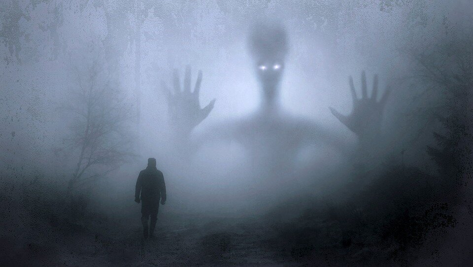 https://cdn.pixabay.com/photo/2017/10/13/14/15/fantasy-2847724_960_720.jpg
