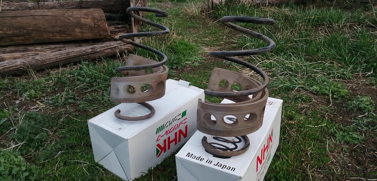 Автобаферы установленные в пружину