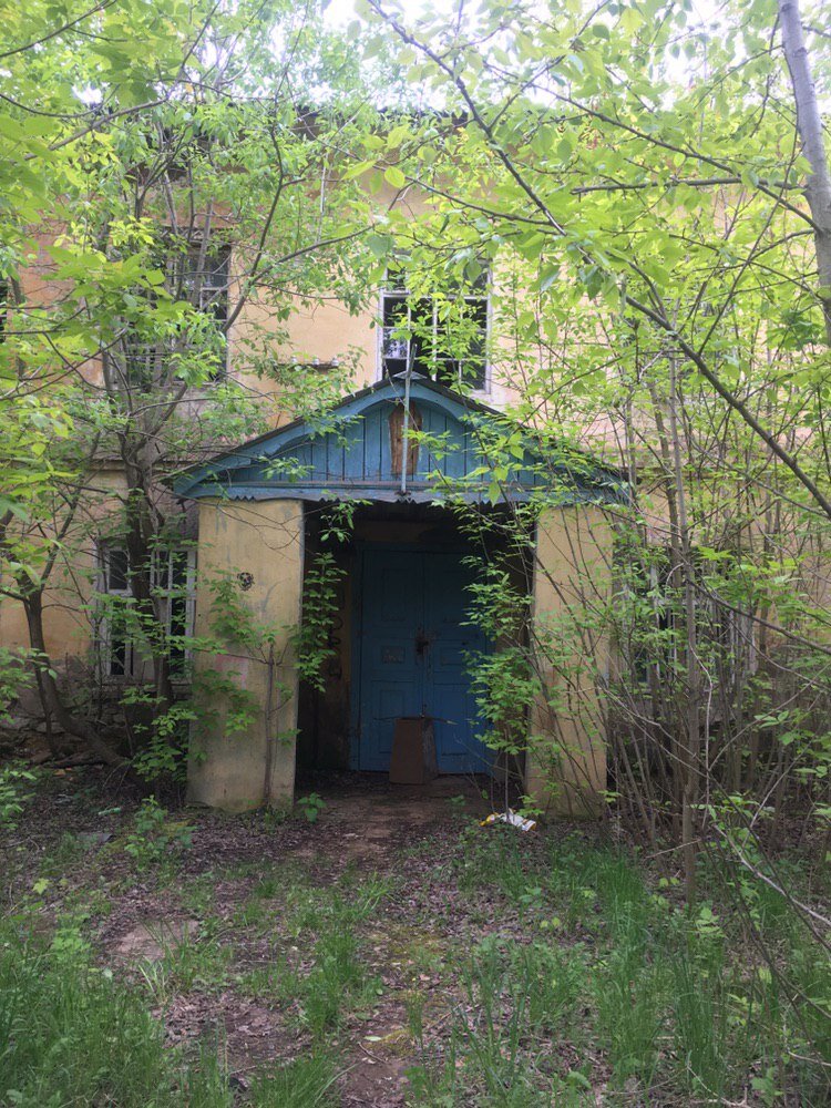 Заброшенная психиатрическая больница. 