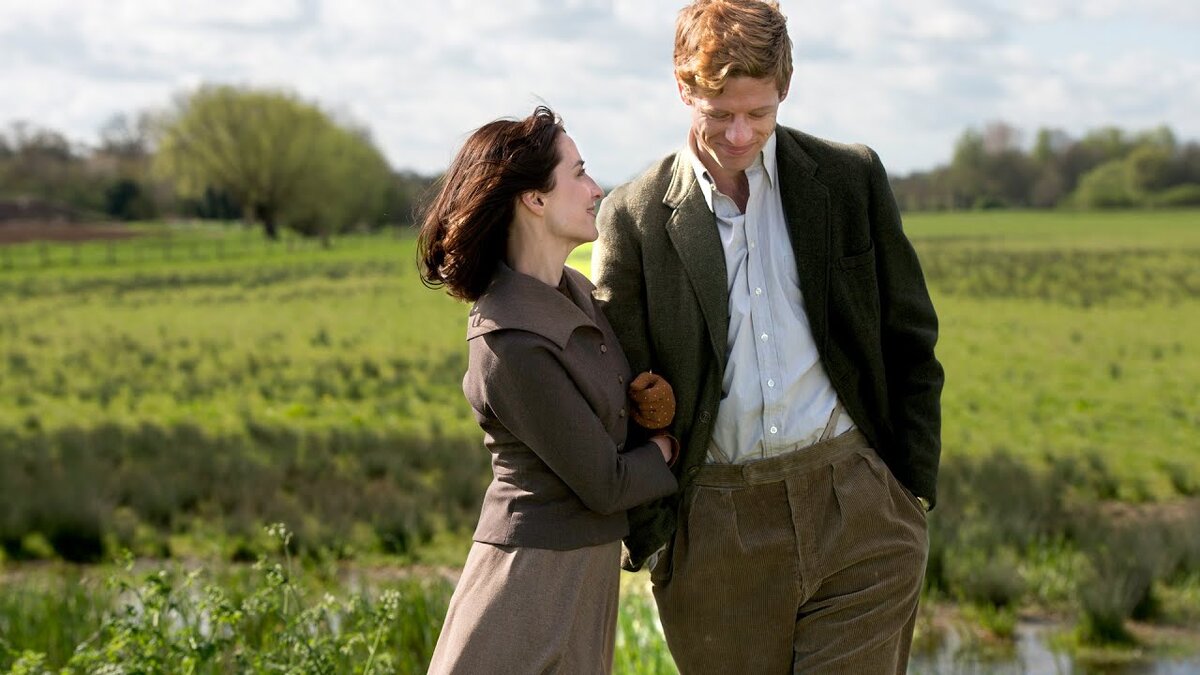 Морвен Кристи (Аманда Хопкинс) и Джеймс Нортон (Сидни Чемберс)  