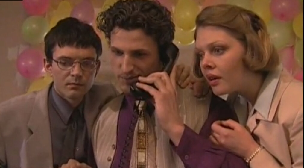 Скриншот кадра из сериала "Агентство НЛС" (2000), режиссер Дмитрий Парменов, сценарист Юрий Эпштейн