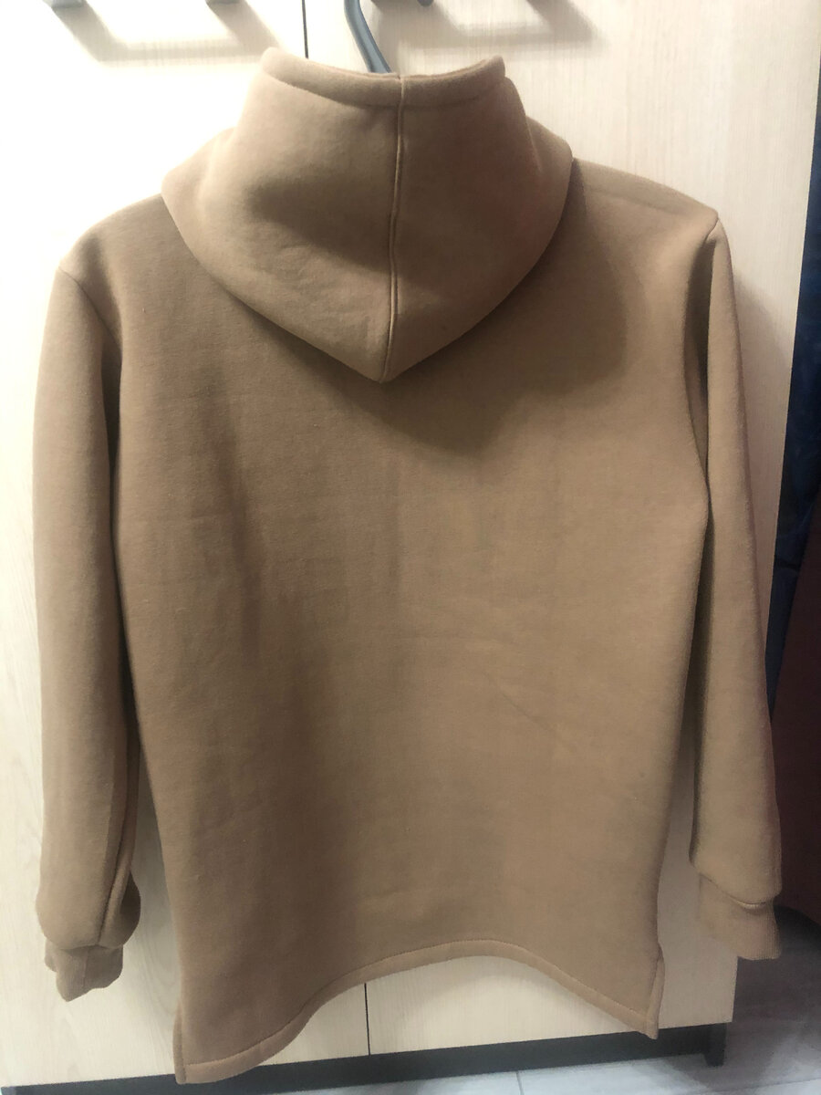 сзади манжет решила не делать, тоже идея из Pinterest.