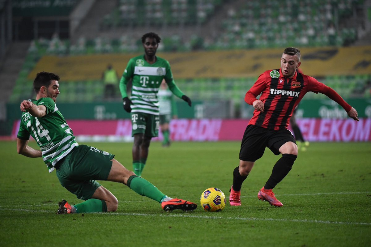 Кадры из матча Чемпионата Венгрии по футболу