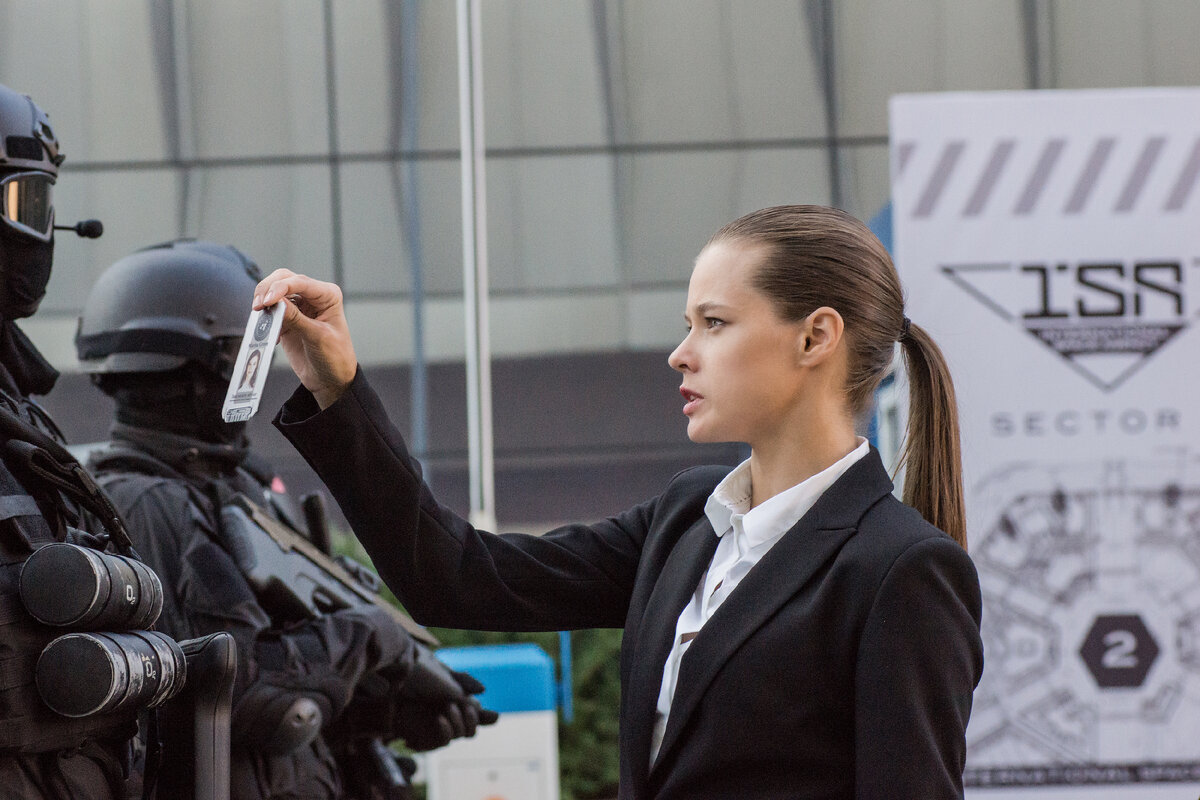 джек райан теория хаоса постер. кинопремьеры январь 2023. операция 'фортуна': искусство побеждать фильм 2022. майор гром фильм 2017. операция фортуна фильм.