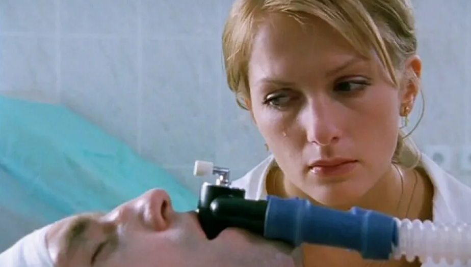 мария порошина бригада. жена фила из бригады. мария порошина в бригаде фото. тамара лазич и борис ельцин. сериал бригада тамара.