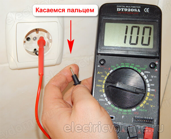 Как проверить есть ли земля в розетке мультиметром