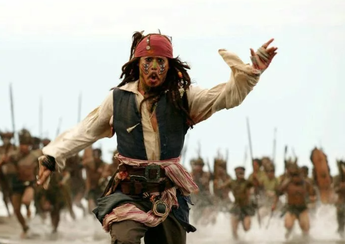 походка джека воробья. пират джек воробей гиф. джонни депп капитан джек воробей гиф. джек депп 2023. походка джека воробья гиф.