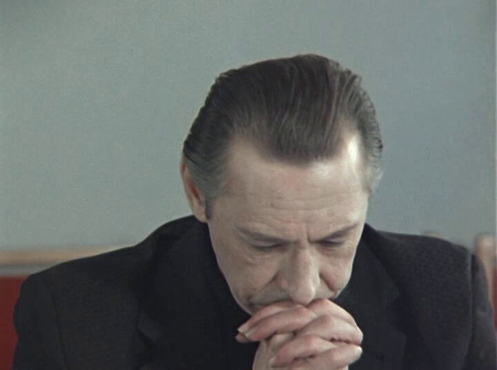 Олег Ефремов в фильме «Дни хирурга Мишкина» (1976)