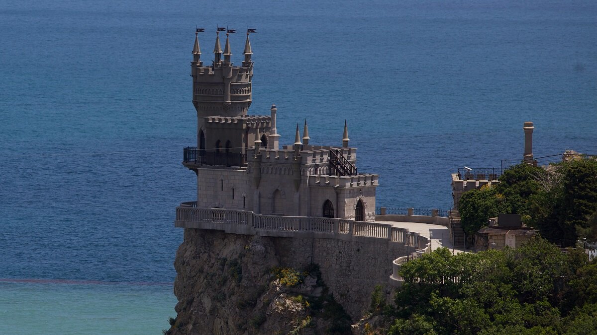    Ласточкино гнездо