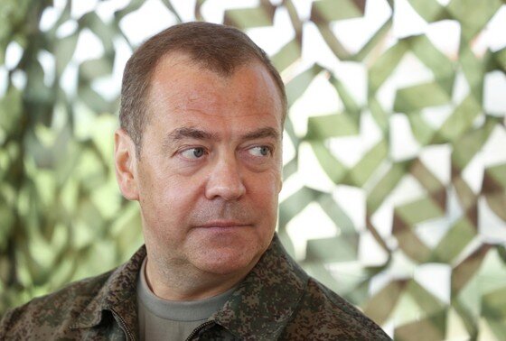    Дмитрий Медведев