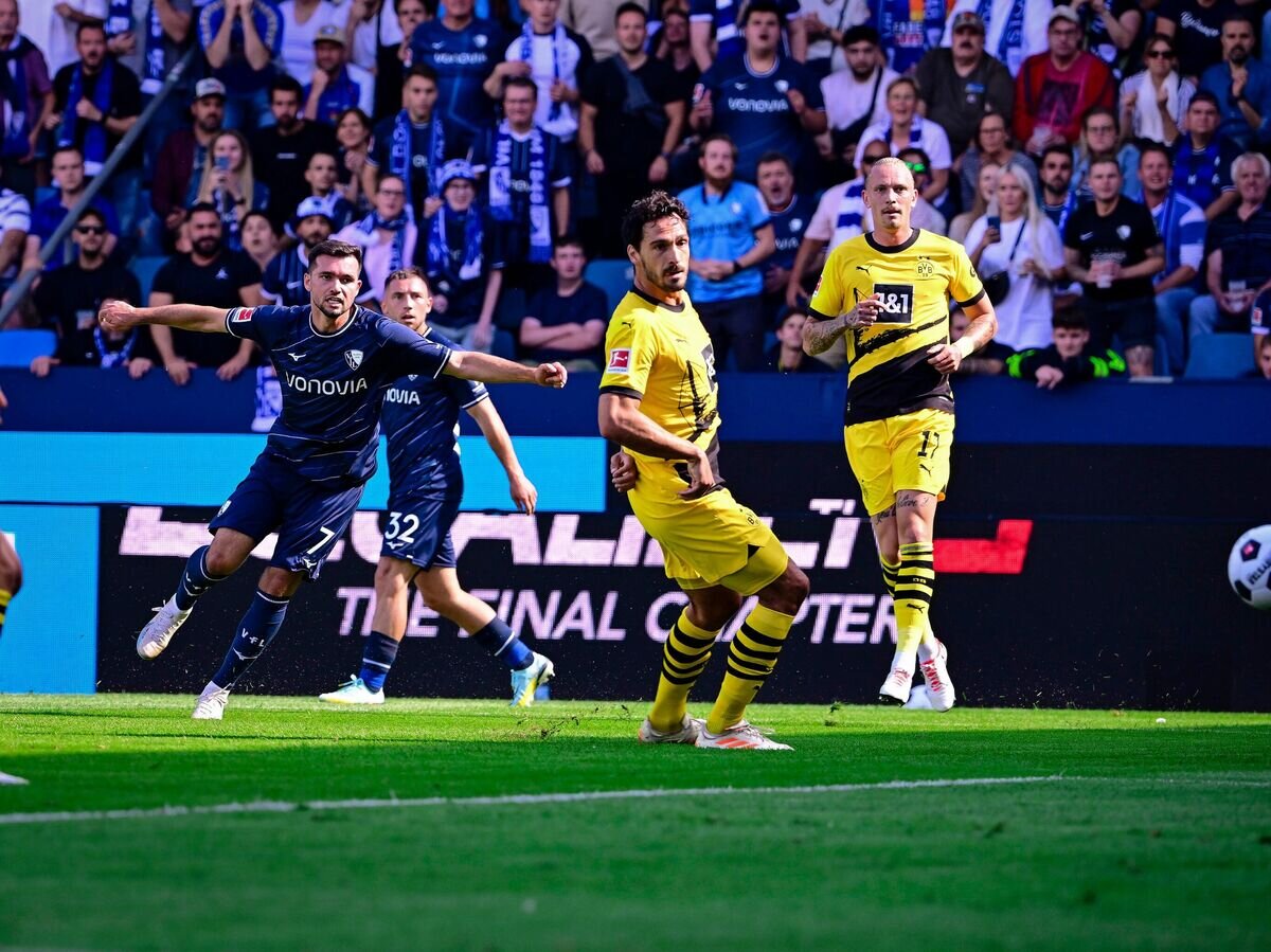    Игровой момент в матче Бундеслиги "Бохум" - "Боруссия Дортмунд"© пресс-служба клуба "Бохум"