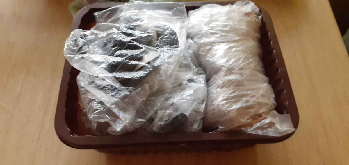 Кружева рассортированы по размеру и цвету