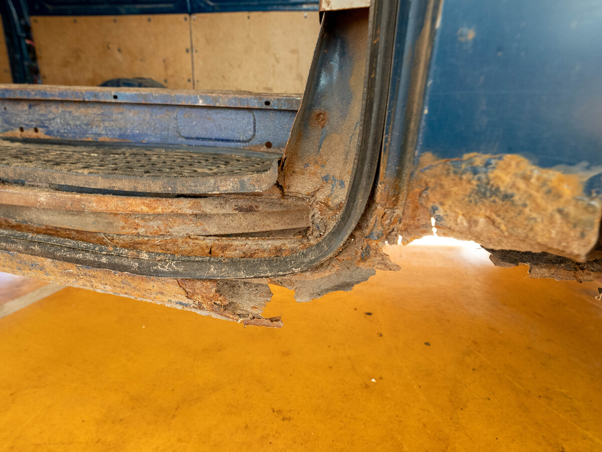 Осмотр автомобиля Соболь 2752