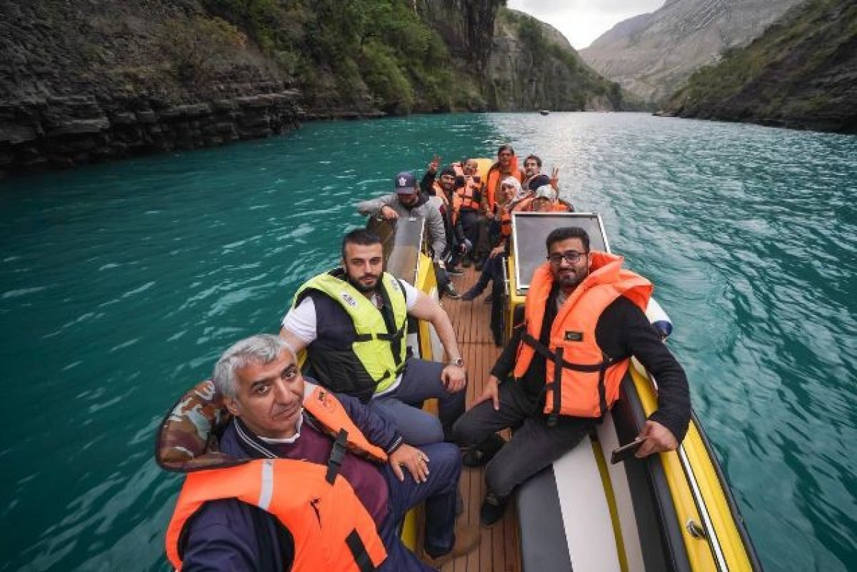    Иранские туроператоры знакомятся с достопримечательностями Дагестана