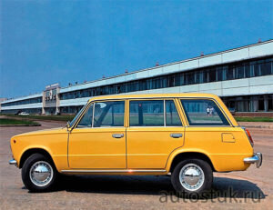Ваз 2102 - 8 литров;