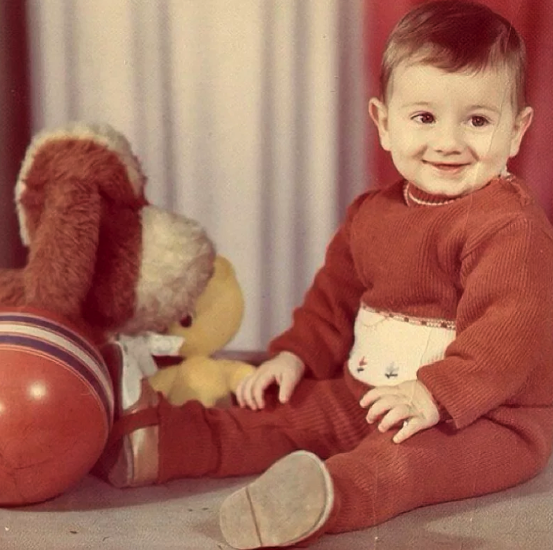 Михаил Галустян в детстве