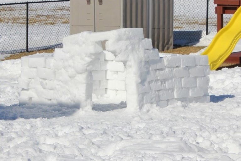 как построить из снега крепость | Дзен