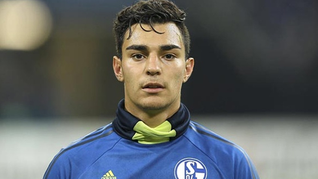 Айхан в составе "Шальке-04"