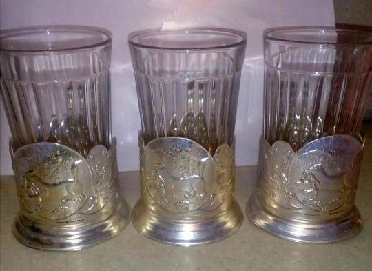 В подстаканниках чаще всего можно встретить в поездах