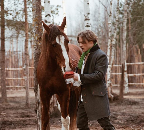 Это фрагмент спектакля "ВелесО" https://www.instagram.com/velesotheater/?hl=ru